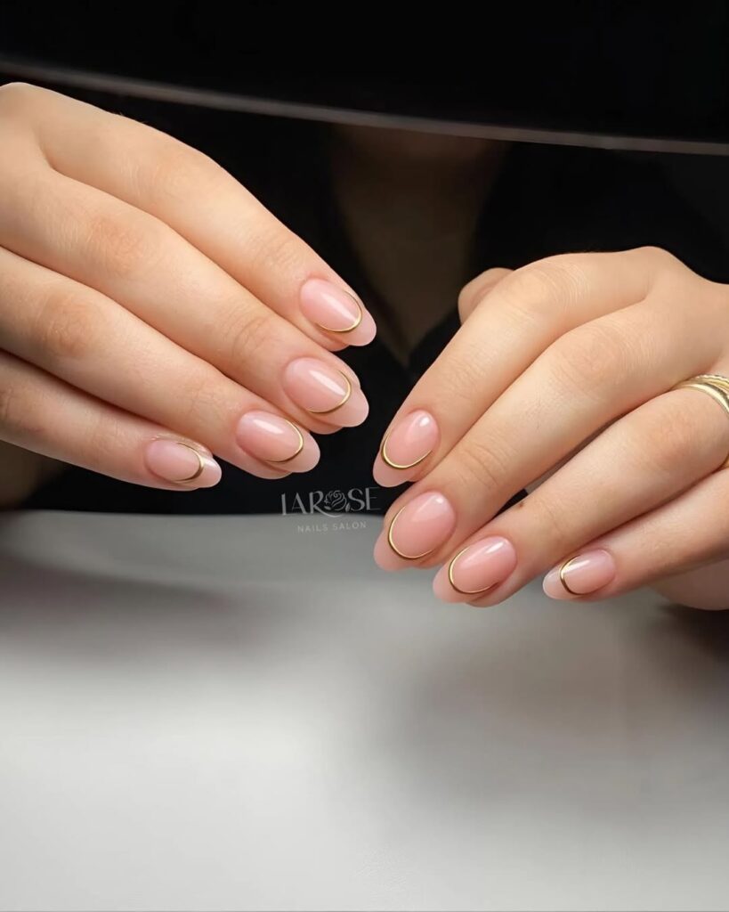 Nude Minimal Chic Nails