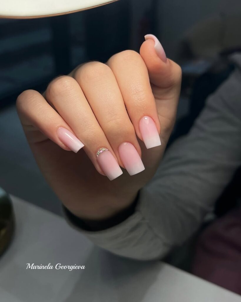Matte Soft Babyboomer Nails