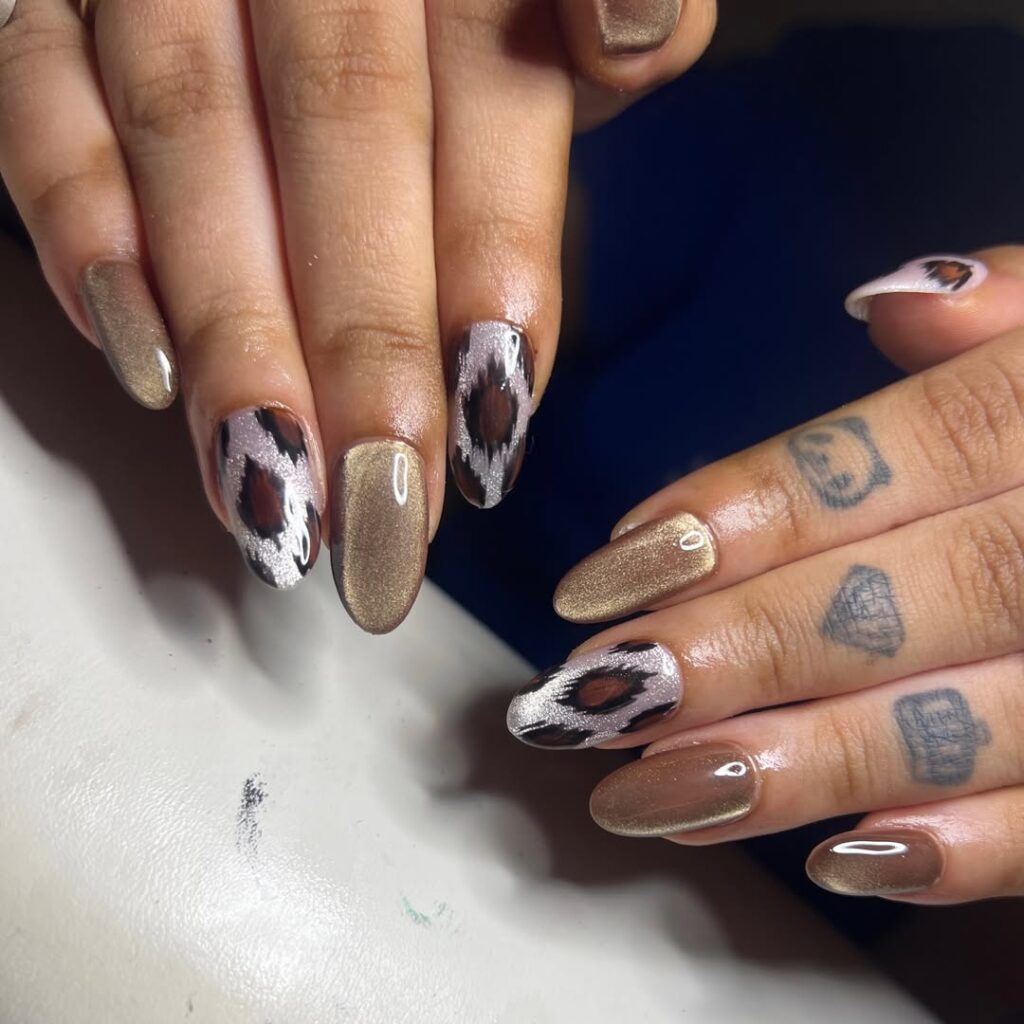 Soft Nude Gloss Nails