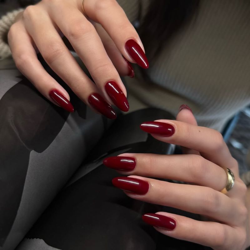 Classic Red Almond
