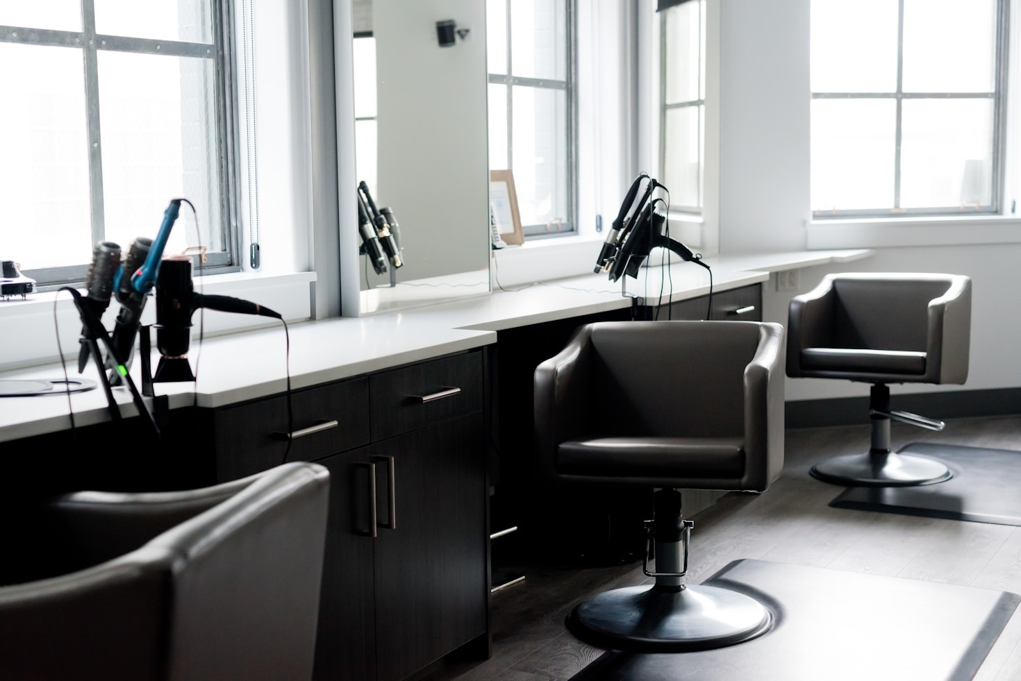 Maintaining Vibrancy Between Professional Salon Visits